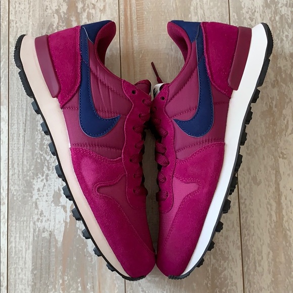 NWT Nike internationalist - Picture 7 of 10